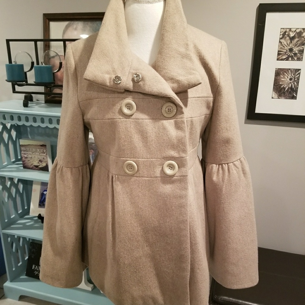 Latte Coat by Coffee Shop
